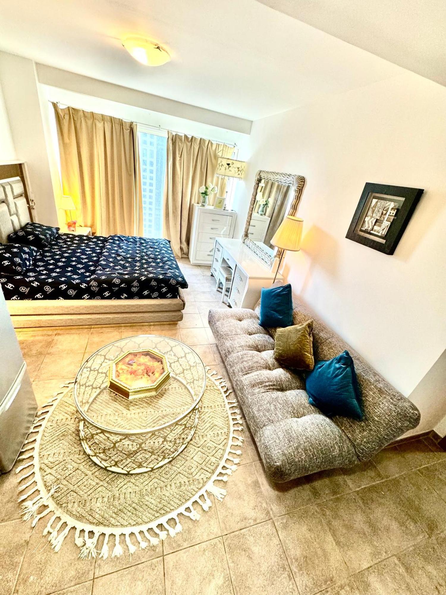 Appartement Travelers Backpackers à Dubaï Extérieur photo