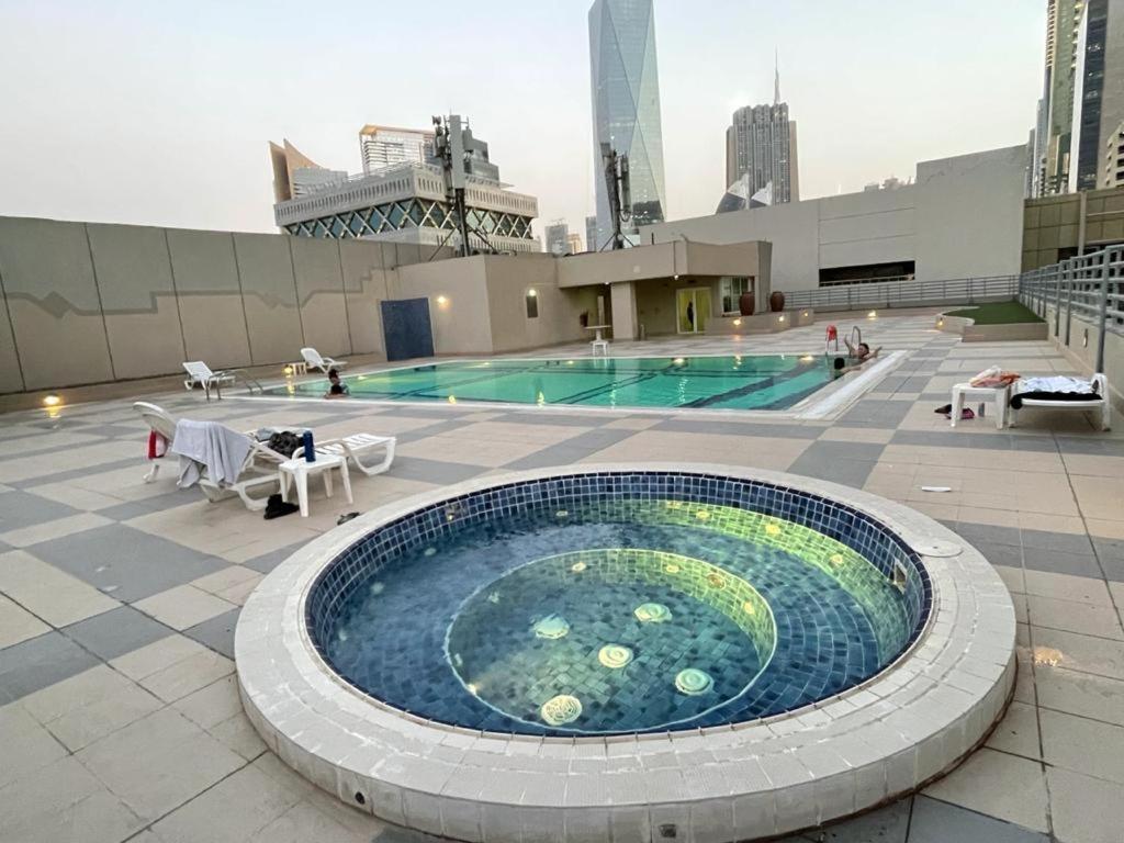 Appartement Travelers Backpackers à Dubaï Extérieur photo