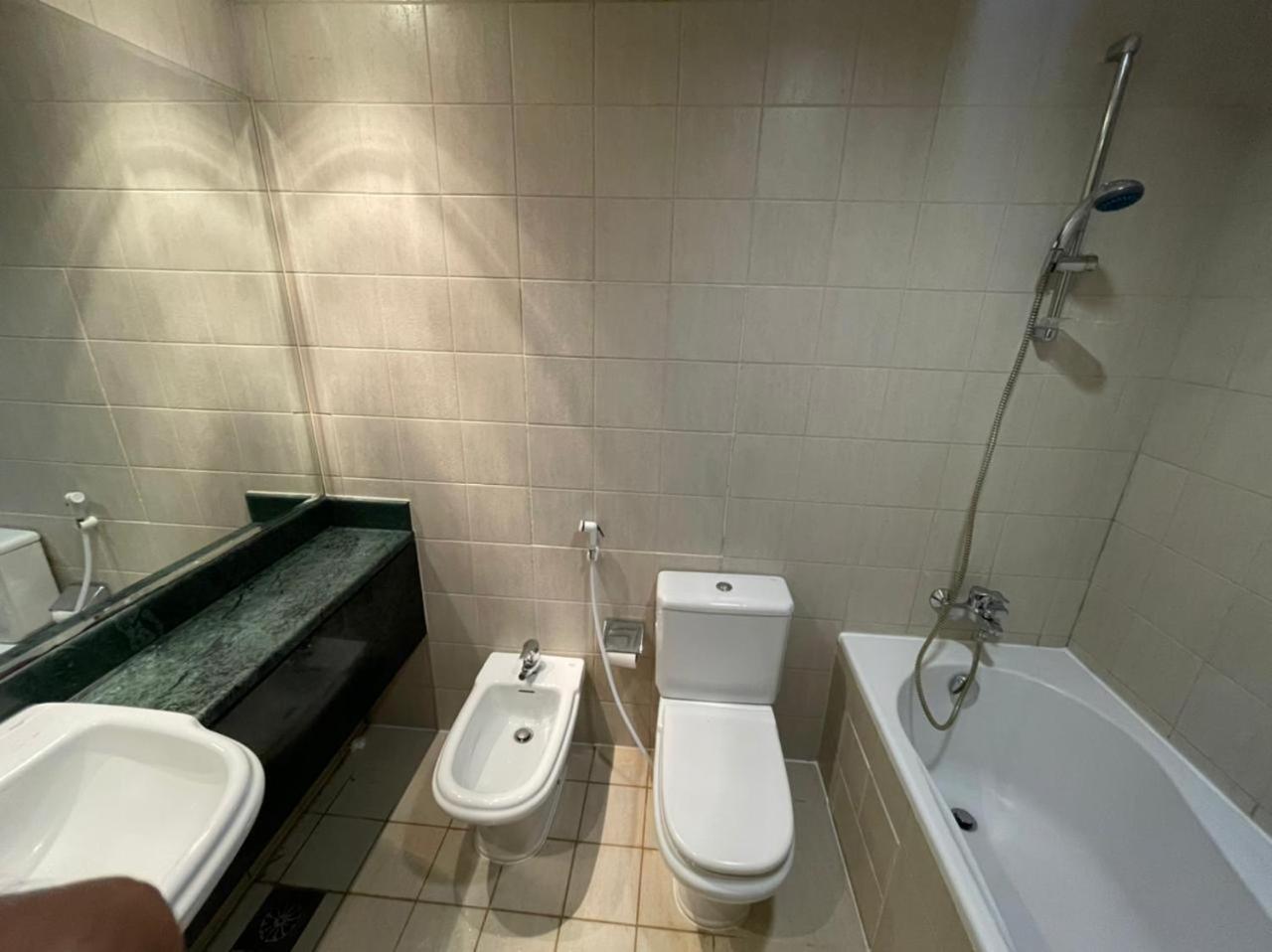 Appartement Travelers Backpackers à Dubaï Extérieur photo