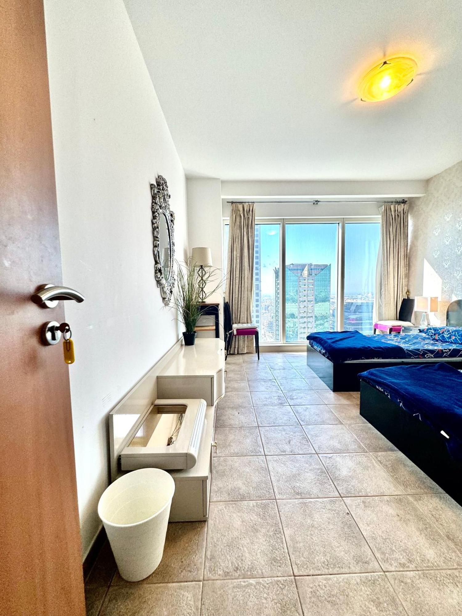 Appartement Travelers Backpackers à Dubaï Extérieur photo
