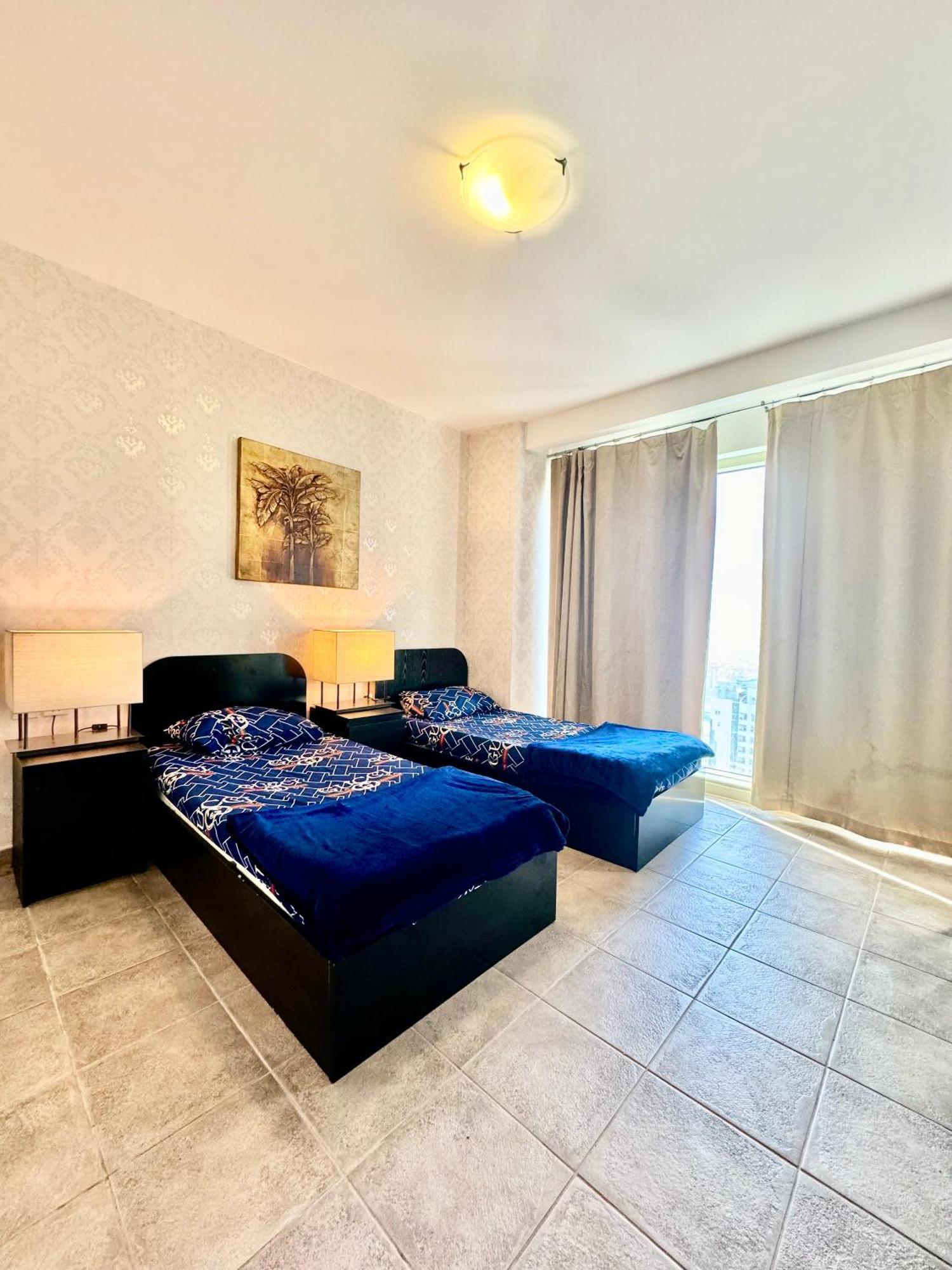 Appartement Travelers Backpackers à Dubaï Extérieur photo