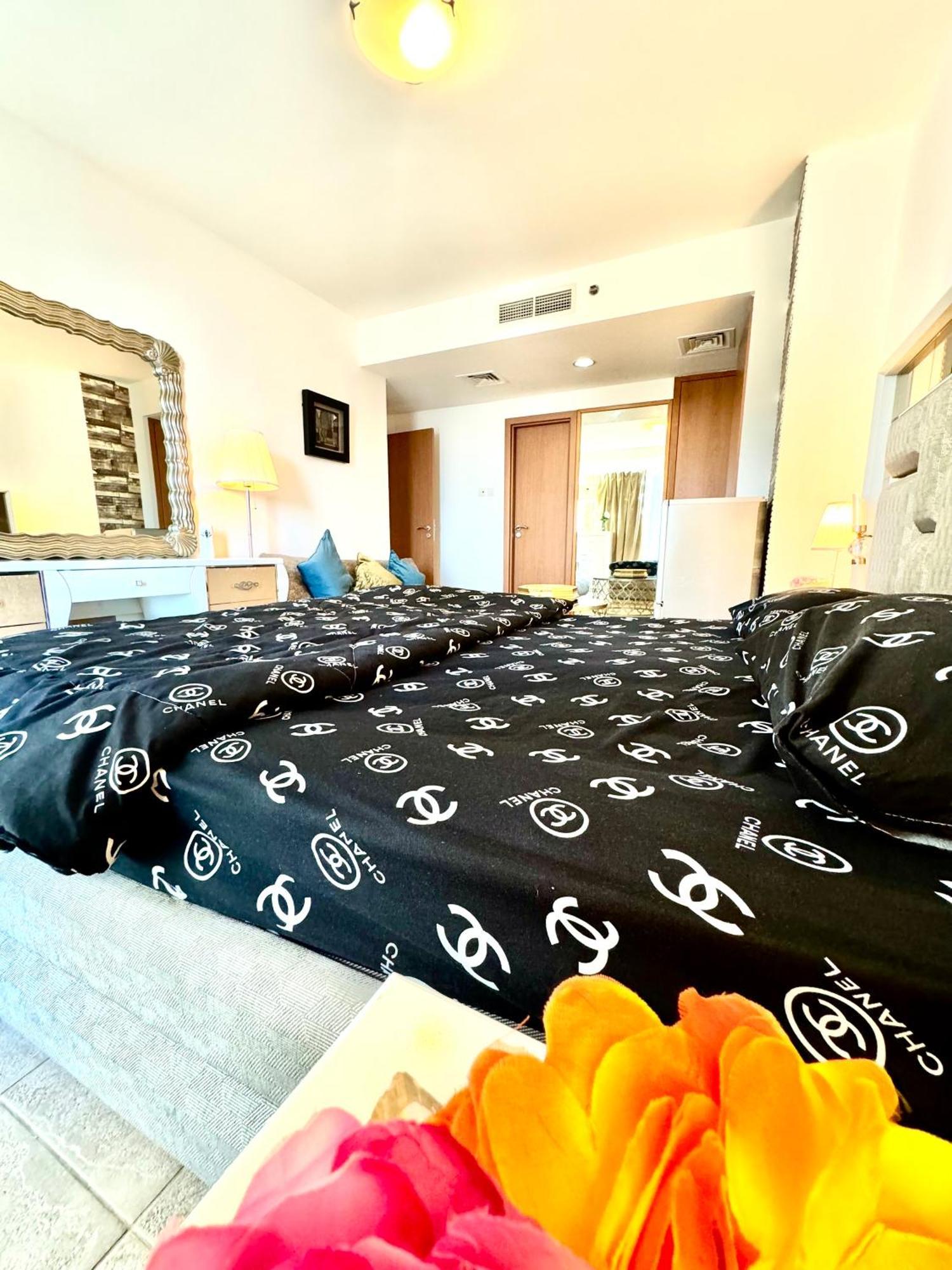 Appartement Travelers Backpackers à Dubaï Extérieur photo