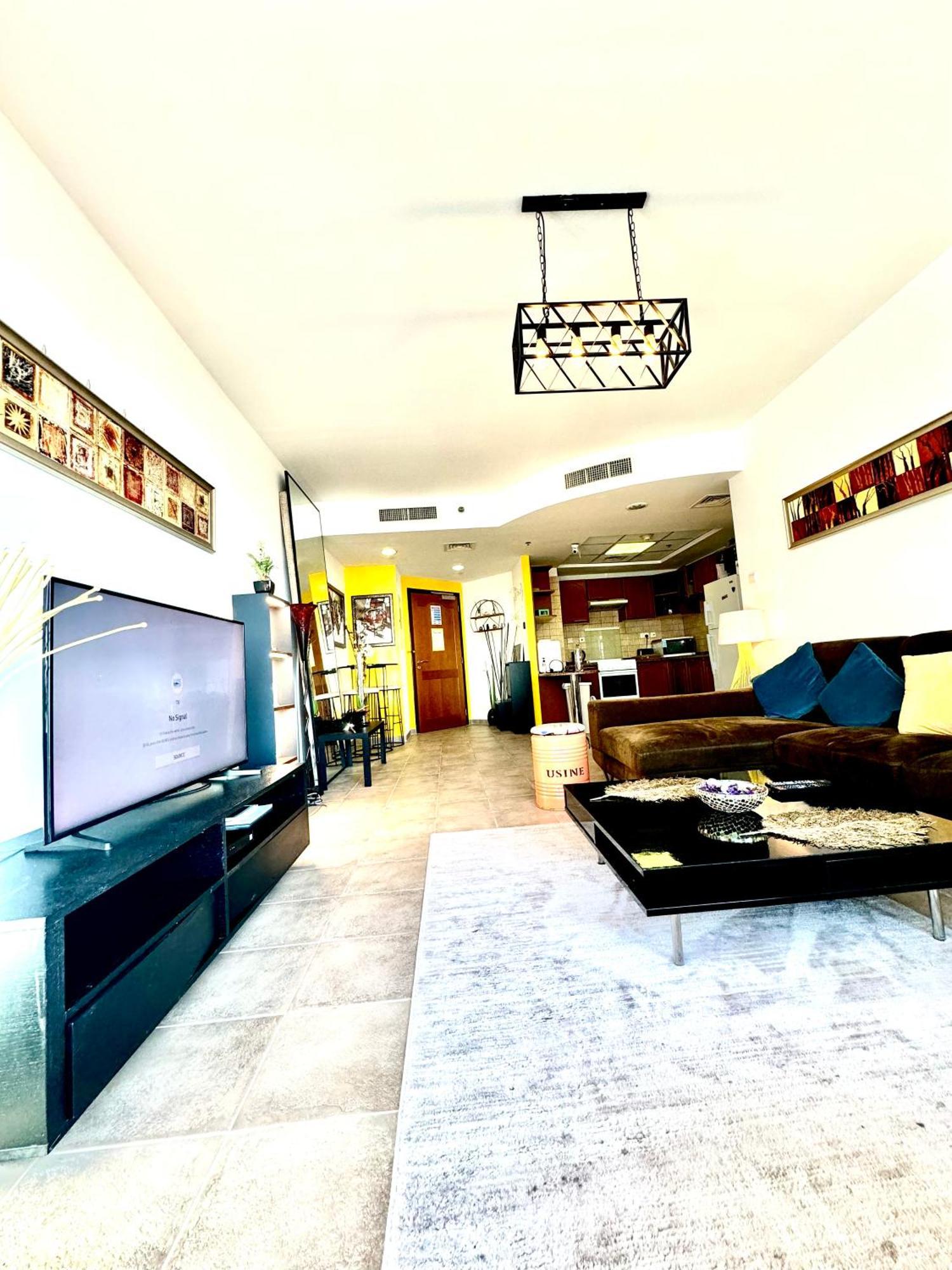Appartement Travelers Backpackers à Dubaï Extérieur photo