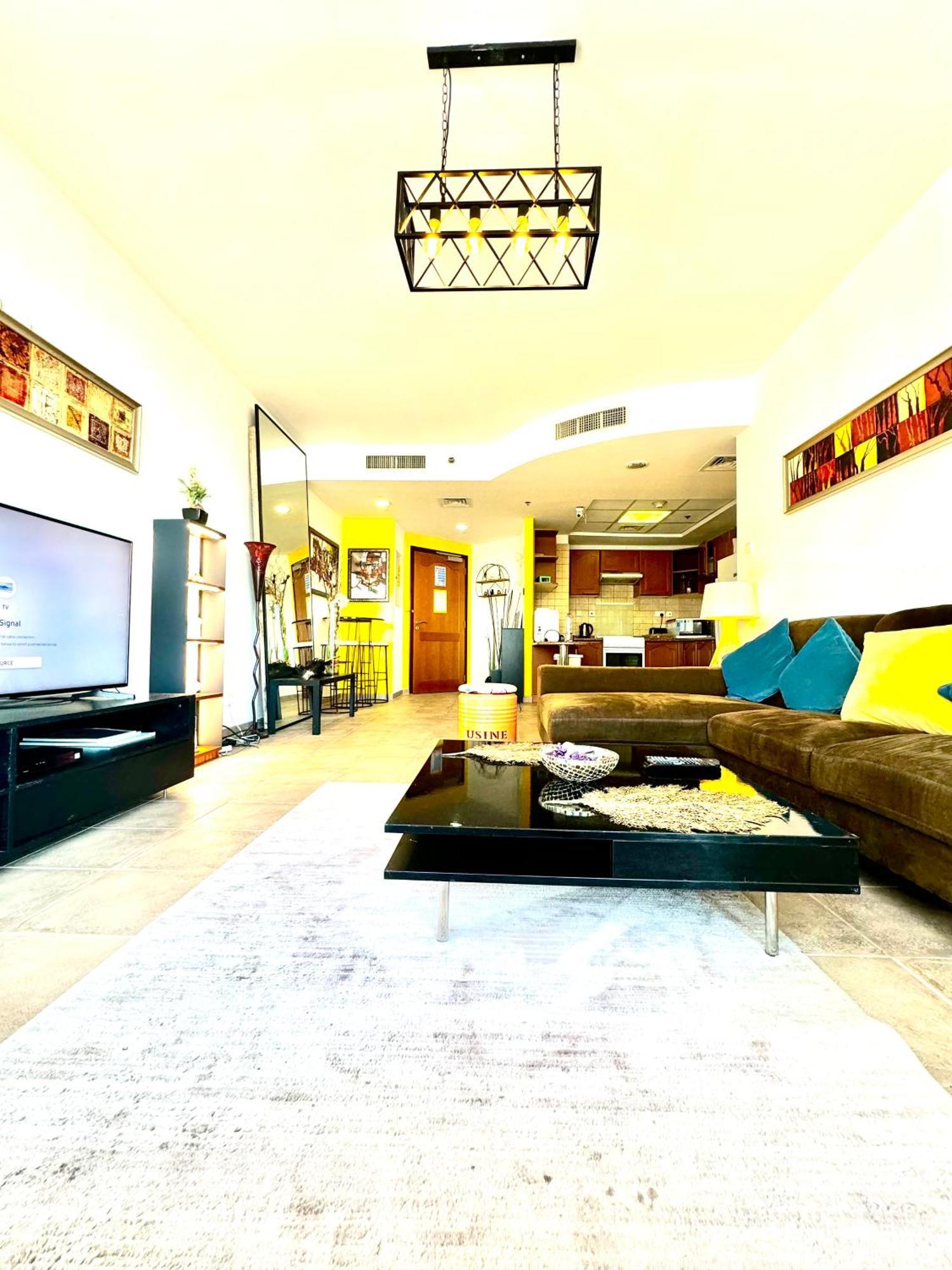 Appartement Travelers Backpackers à Dubaï Extérieur photo